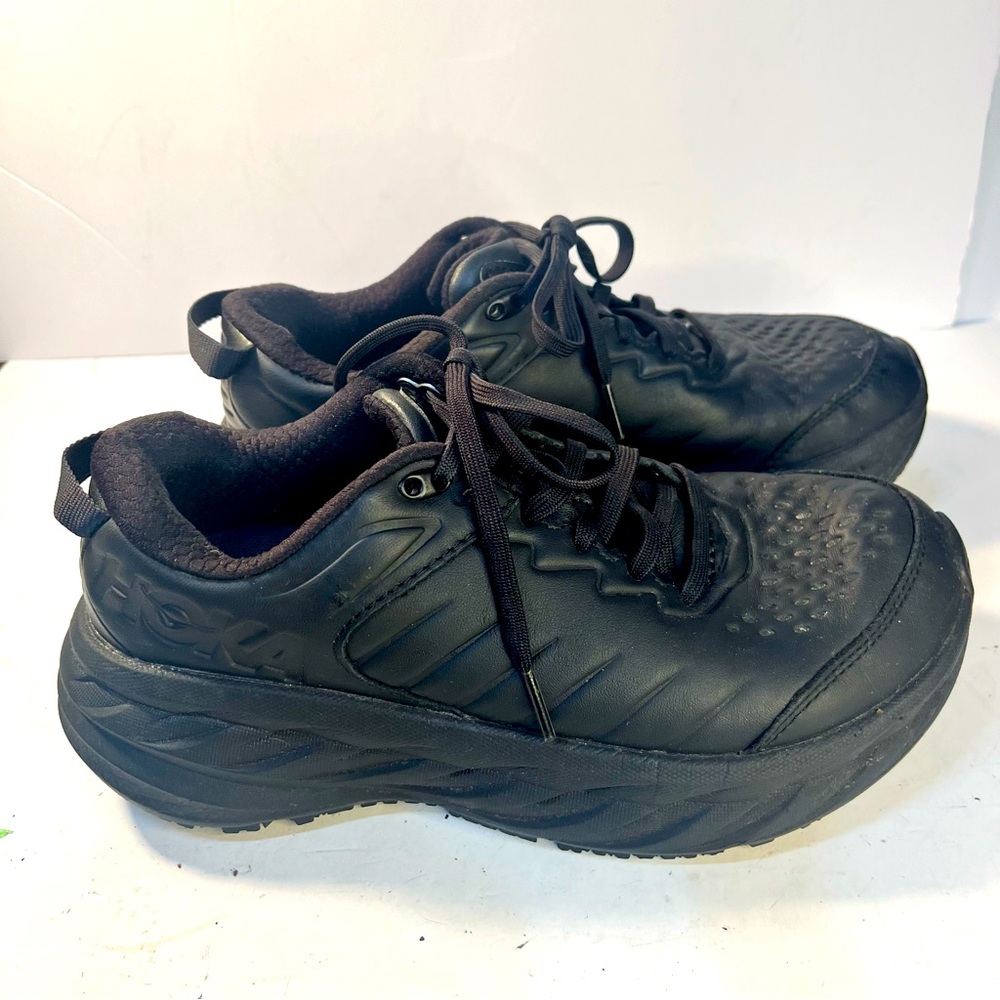 Hoka -The Bondi SR Work shoe / skid resitant Black Size 7.5 Women’s